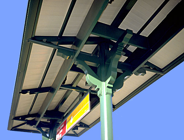 Skylark Shelter Systems - Metropolitan Canopy with Windscreens (Steel Structure Detail - Ornamentation)